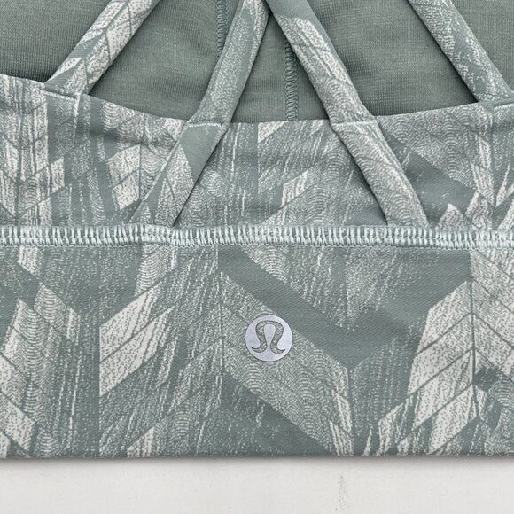 Lululemon Energy Bra (Nulux) Energy Bra in gray white womans size 8 pads include - Picture 6 of 8